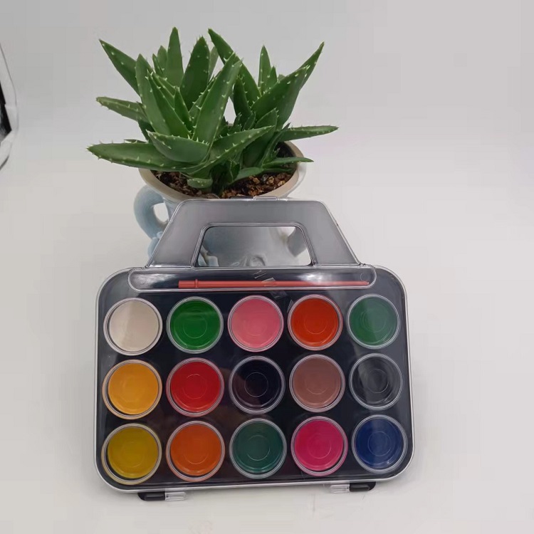 Applicazione di pittura ad acquerello solido
